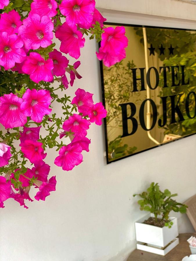 Hotel Bojko Вльора Екстер'єр фото