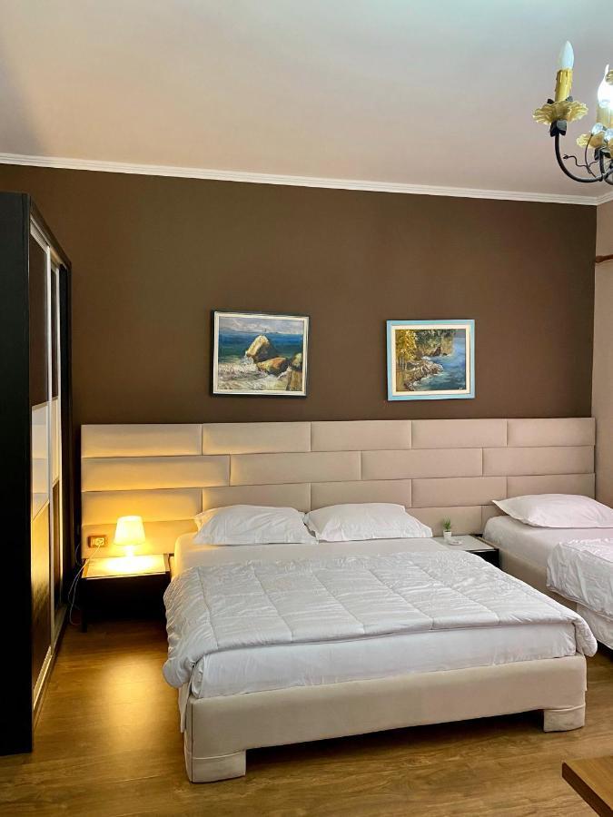 Hotel Bojko Вльора Екстер'єр фото