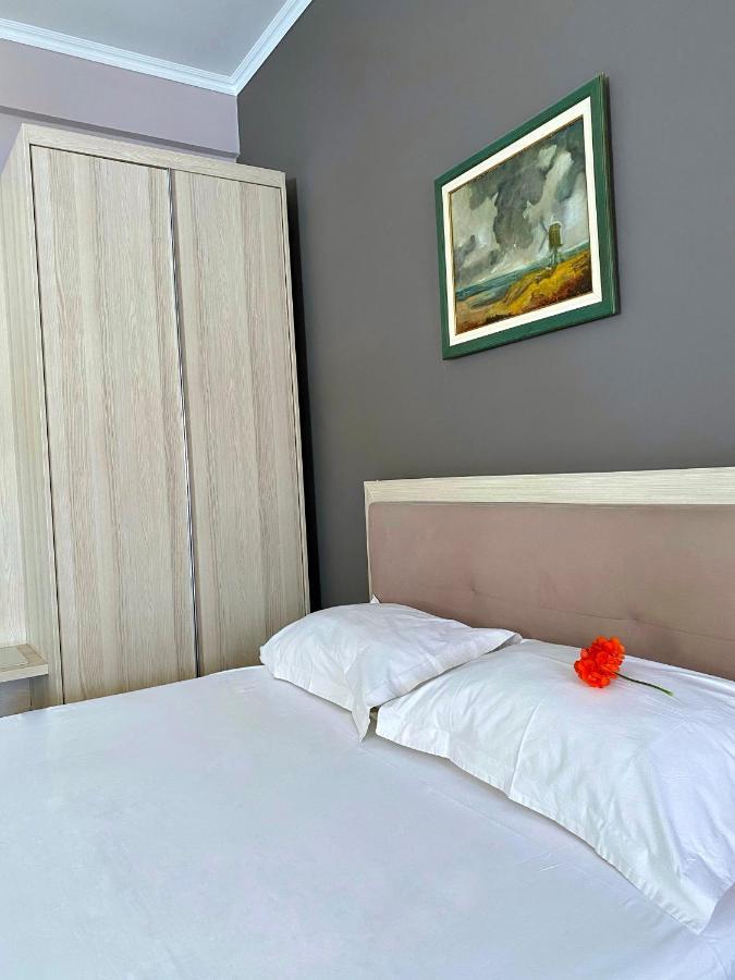 Hotel Bojko Вльора Екстер'єр фото
