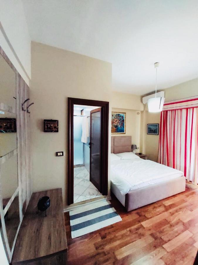 Hotel Bojko Вльора Екстер'єр фото
