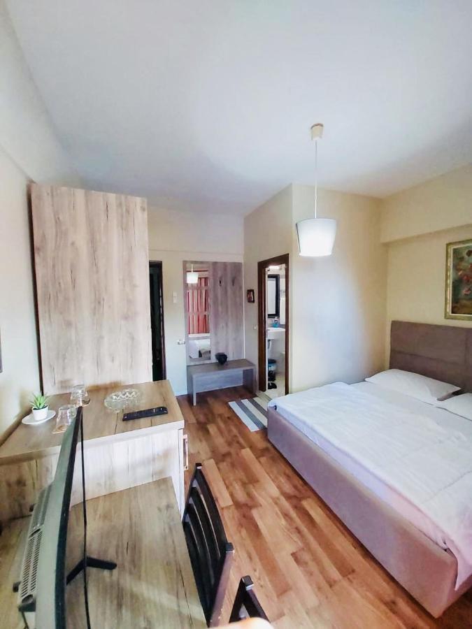 Hotel Bojko Вльора Екстер'єр фото